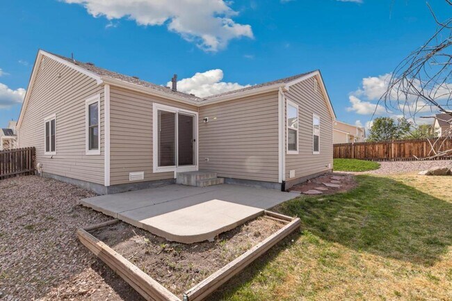 Building Photo - 8703 Silver Glen Dr