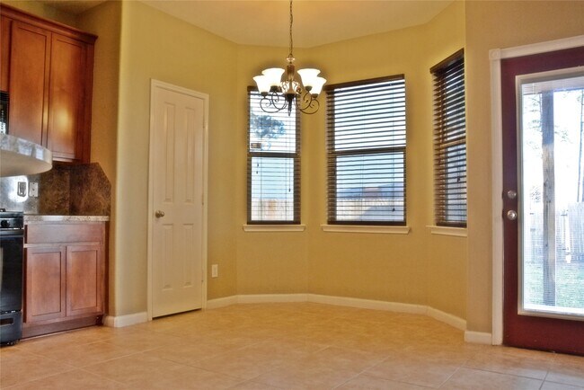 Building Photo - 12802 Mills Trail Lane