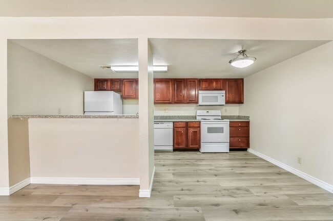 Building Photo - Charming Spring Valley Condo with Bright Living Spaces & Prime Location!
