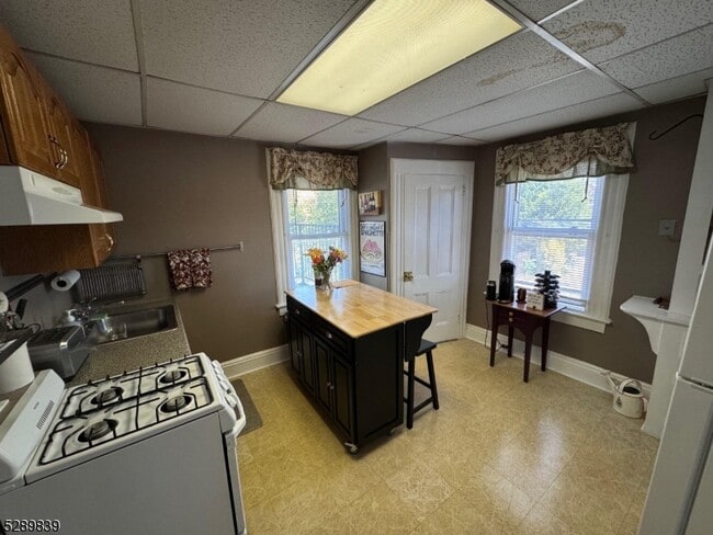 Building Photo - 14 Cottage Pl