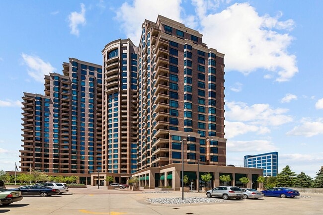 Building Photo - Come live in Penterra Plaza!