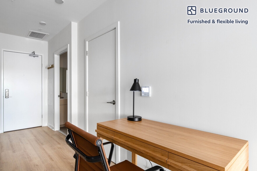 Building Photo - 2121 First Street Southwest-SI FL4-ID258