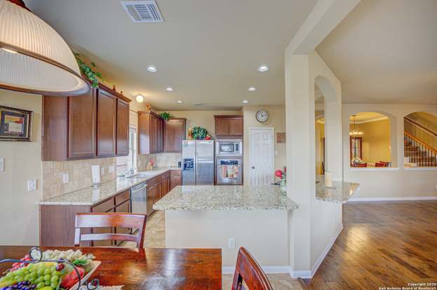 Building Photo - 398 Pecan Meadows
