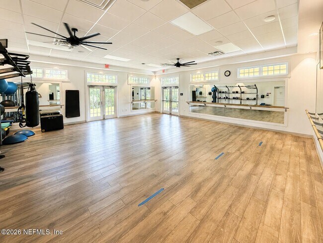 Building Photo - 80 Balmoral Castle Dr