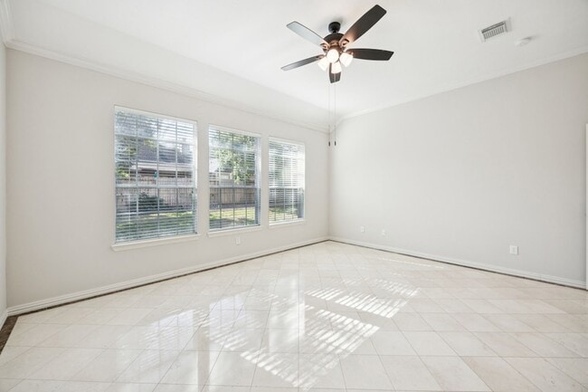 Building Photo - 3002 Autumn Cove Ct