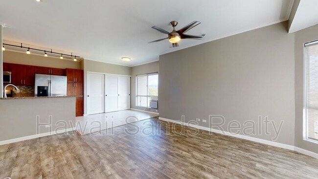 Building Photo - 94-1253 Lumikula St