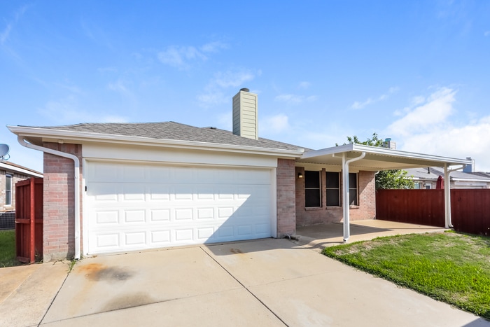 Building Photo - 2430 Manchester Ln