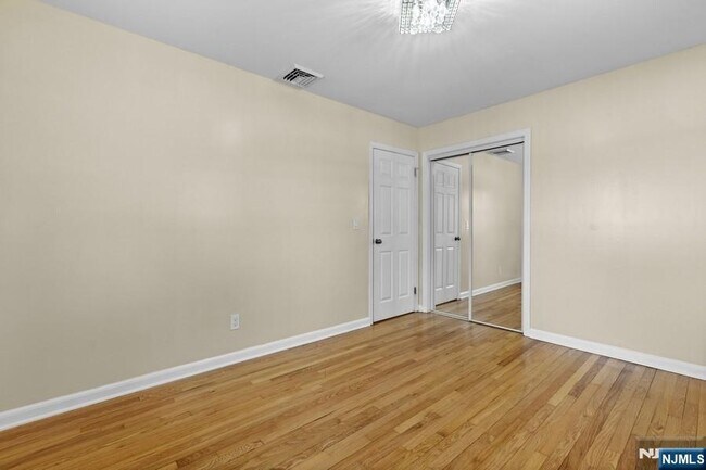 Building Photo - 234 Totowa Rd