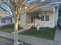 Building Photo - One bedroom Gem in Heart of Quaint, Historic West Petaluma