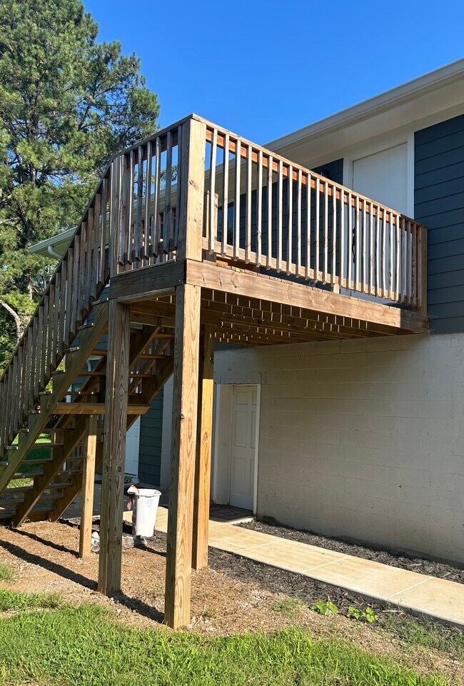 Building Photo - 2628 Chattanooga Valley Rd