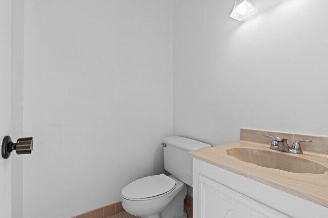 Building Photo - 315 Cape Cod Cir
