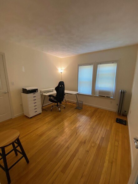 Building Photo - 55 Farragut Ave