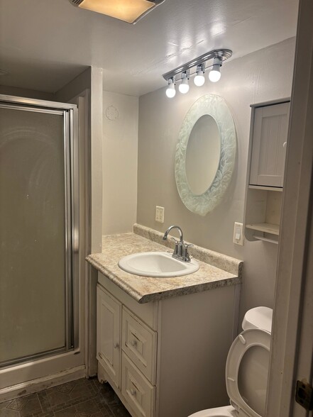 Building Photo - 1106 MacDonald Ave