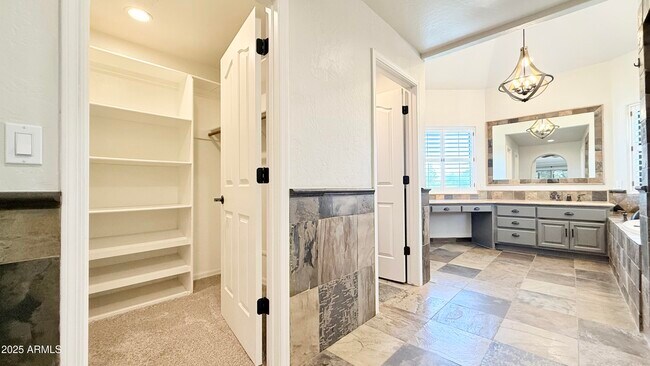 Building Photo - 10188 E Cortez Dr