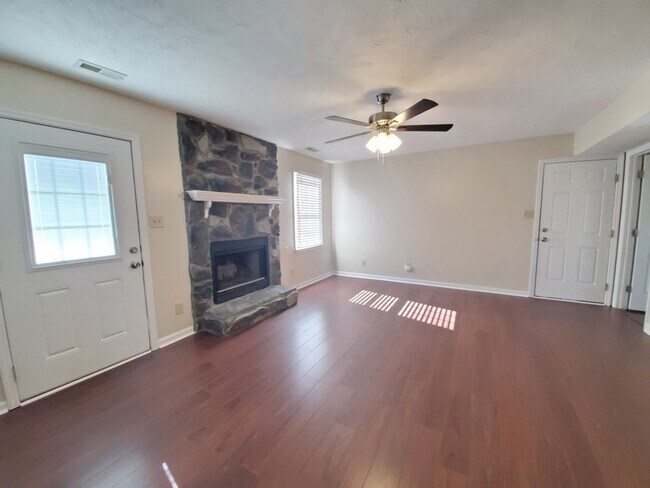 Building Photo - 7886 Uriah Dr