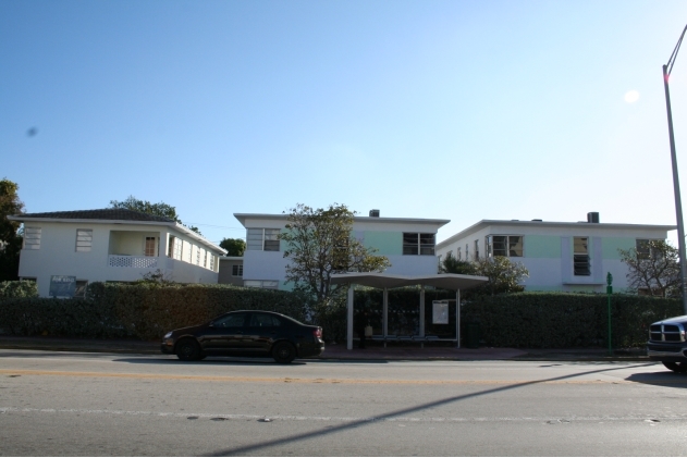 Apartments at 801-815 Alton Rd - Alton Suites