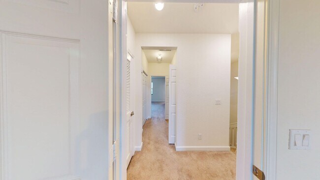 Building Photo - 2 Bed/2.5 Bath Spacious Townhome In Lake Worth!  ** Two Master Bedrooms ** Available SOON **