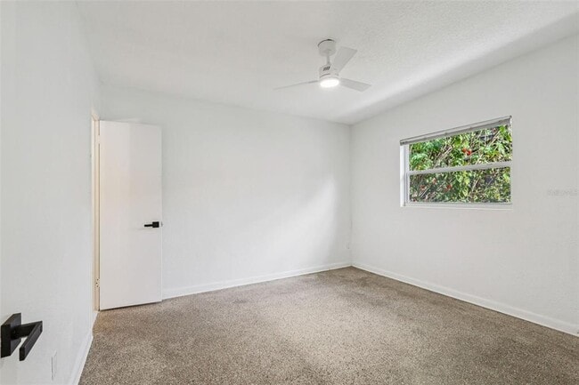 Building Photo - 1601 Triangle Ave