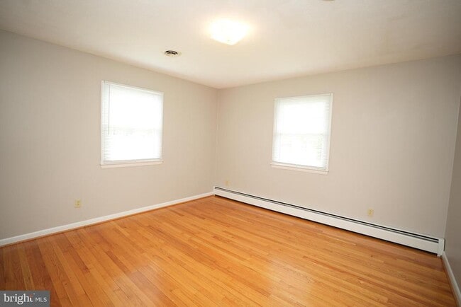 Building Photo - 20609 Point Lookout Rd