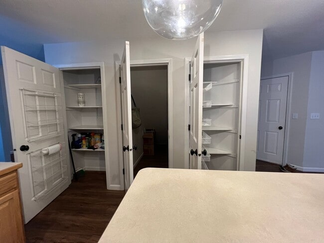 Building Photo - 4 bedroom home in Doyon Estates