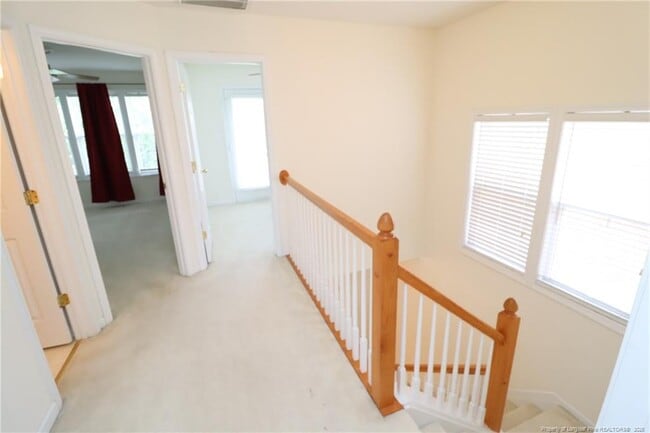 Building Photo - 416 Oak Pine Dr