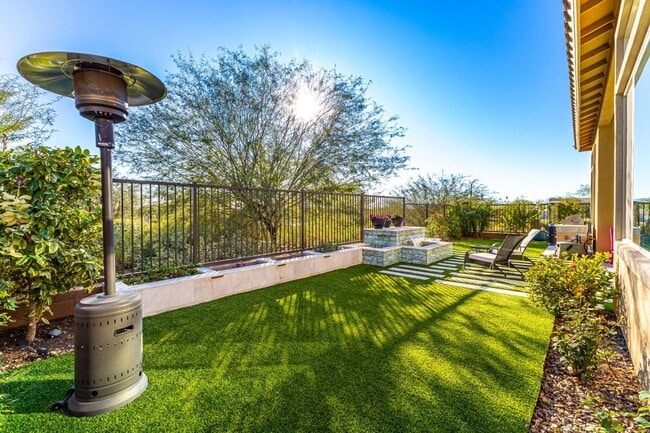 Building Photo - 7611 E Camino Vivaz