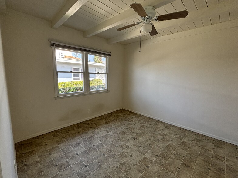 Building Photo - 2439 Pierpont Blvd