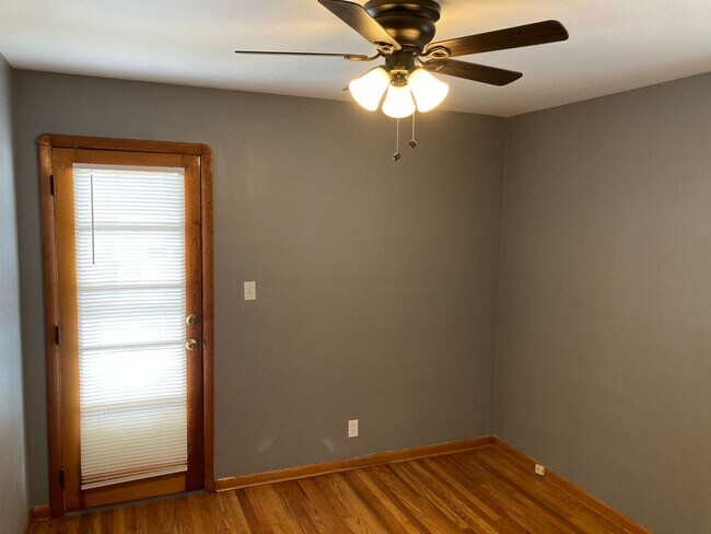 Building Photo - 6099 Ridge Rd