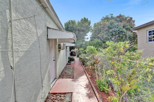 Building Photo - 18010 NW 6th Ave