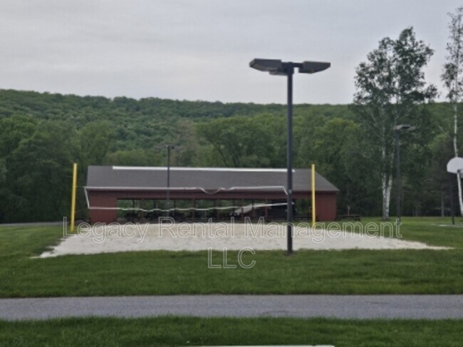 Building Photo - 116 Cheyney Dr