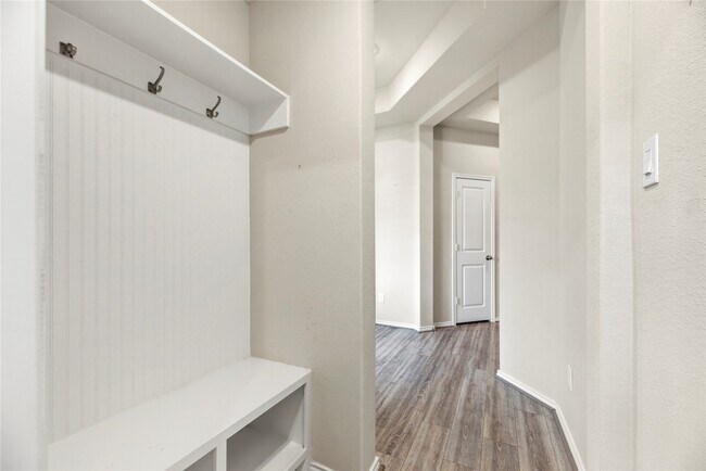 Building Photo - 10818 Cassiopeia Creek Cir