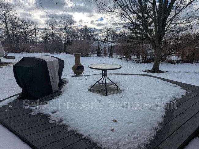 Building Photo - 5201 Willman Ln