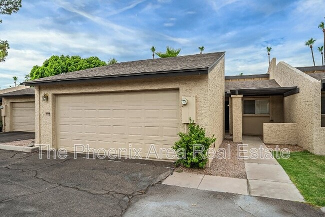 Building Photo - 2256 W Lindner Ave