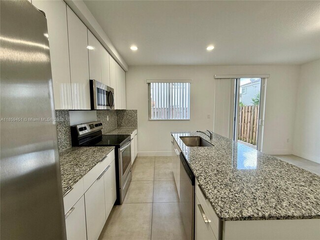 Building Photo - 14267 SW 126th Path