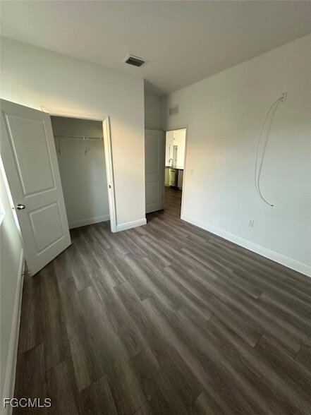 Building Photo - 5008 Idaho Ln