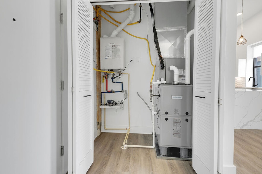 Building Photo - The Mercantile