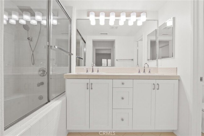 Building Photo - 109 Waterman