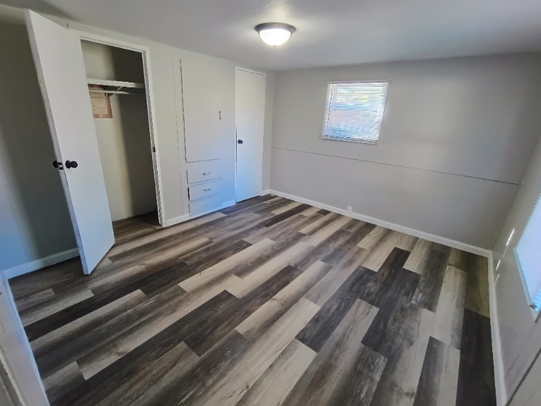 Building Photo - 63 Deerwood Park