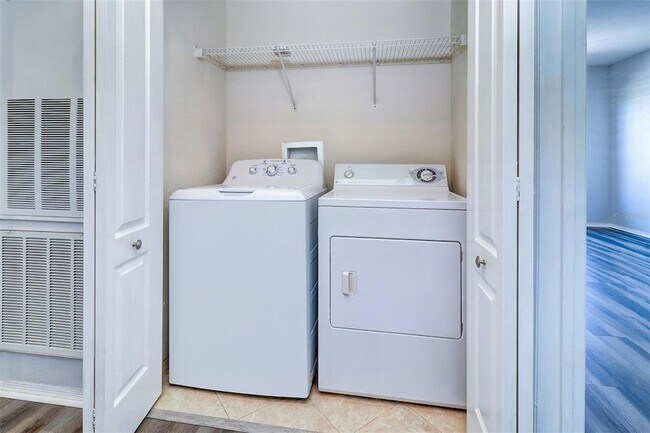 Building Photo - 2722 Via Tivoli