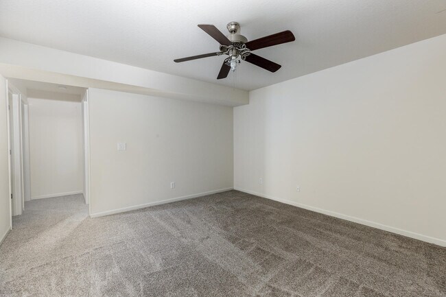 Building Photo - 941 Ashley Dr