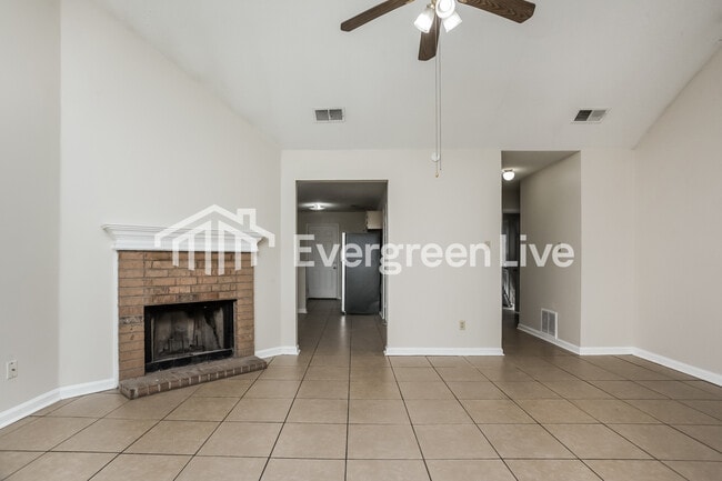 Building Photo - 5841 Hickory Cmns