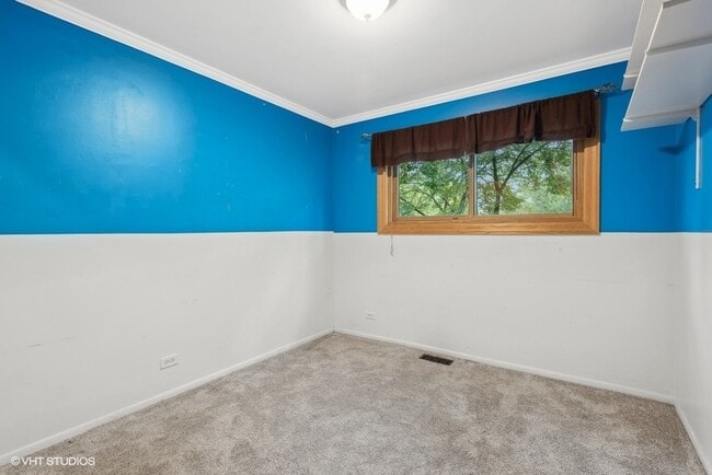 Building Photo - 234 S Cedarcrest Dr