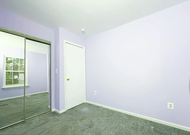 Building Photo - 14649 London Ln