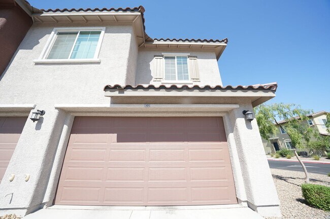 Building Photo - 8507 Insignia Ave