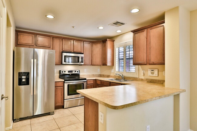 Building Photo - 1852 S Seton Ave