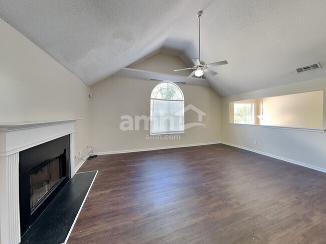 Building Photo - 4319 Caroline Ct