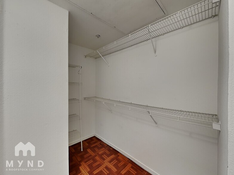 Building Photo - 1058 Niguel Ln