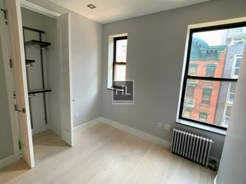 Building Photo - Stanton Street