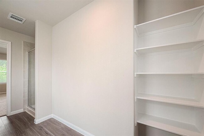 Building Photo - 2373 Tavo Trails Dr