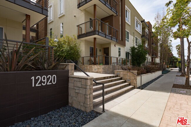 Building Photo - 12920 W Runway Rd